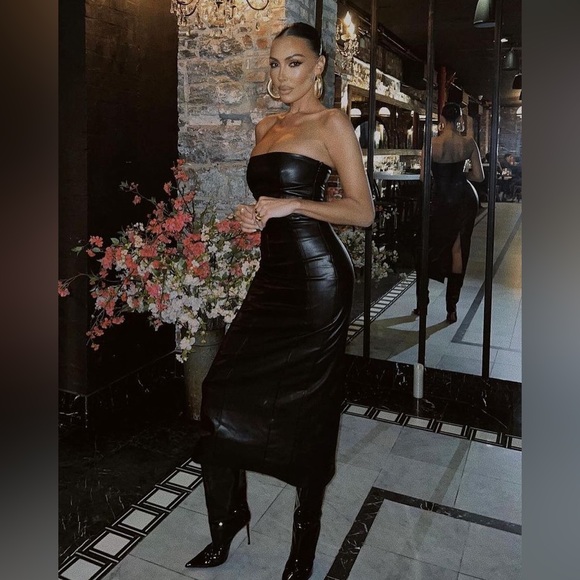 ZARA ~ Strapless Faux Leather Dress - Picture 11 of 12